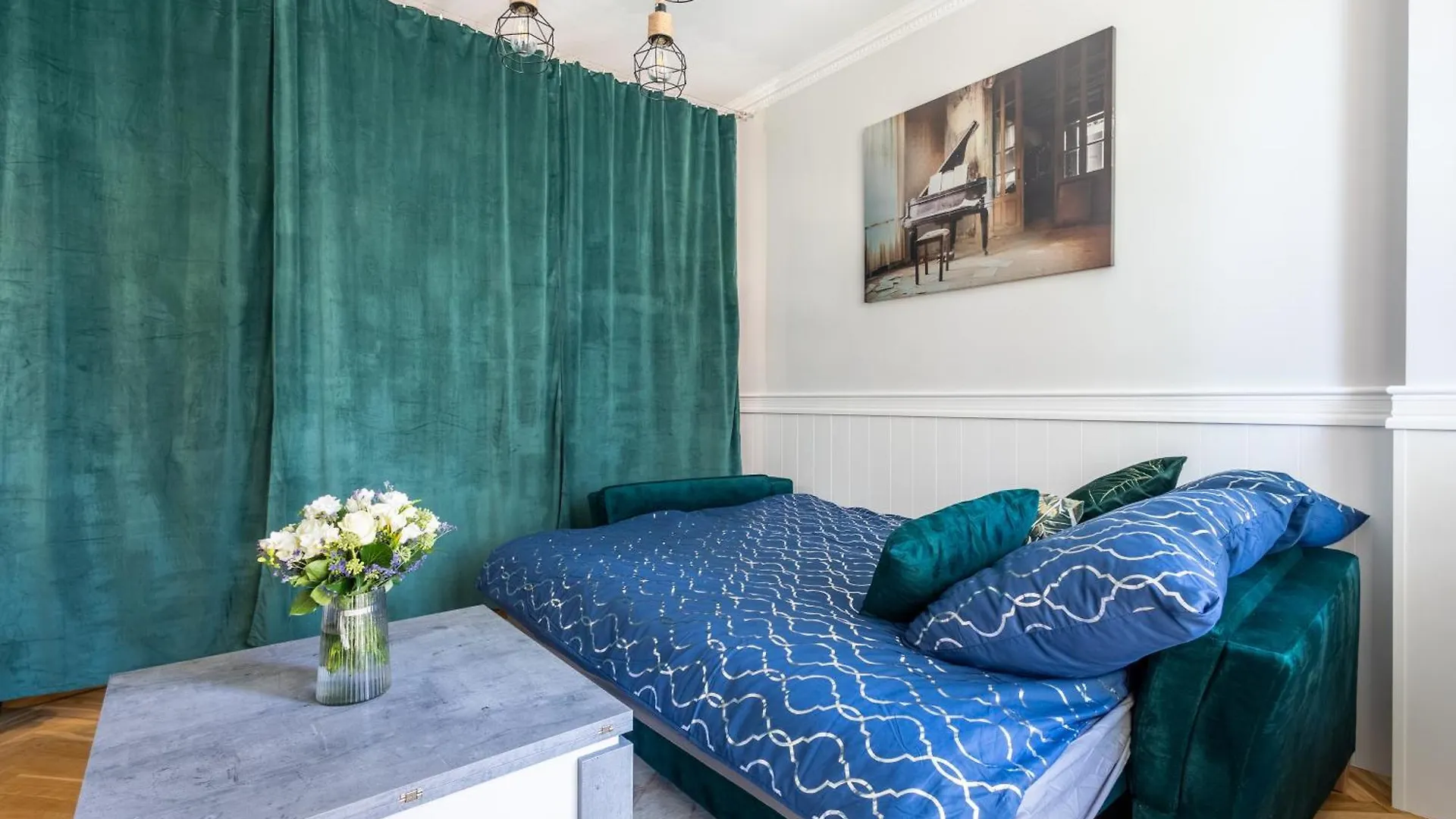Apartment Swidnicka Deluxe Suite Wroclaw Poland