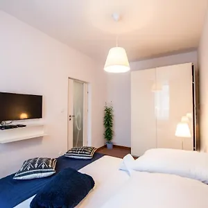 Lights Bosacka Apartment Krakow
