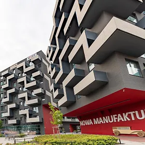 Apartment Rentplanet - Nowa Manufaktura, Breslau